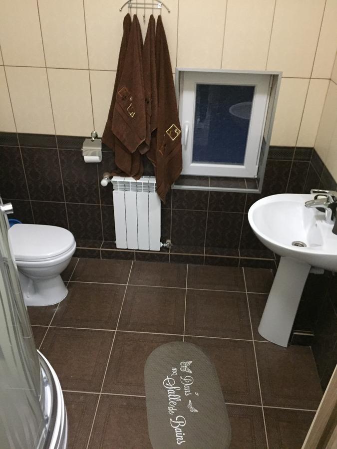 Hotel U Maksa Solochin Zewnętrze zdjęcie